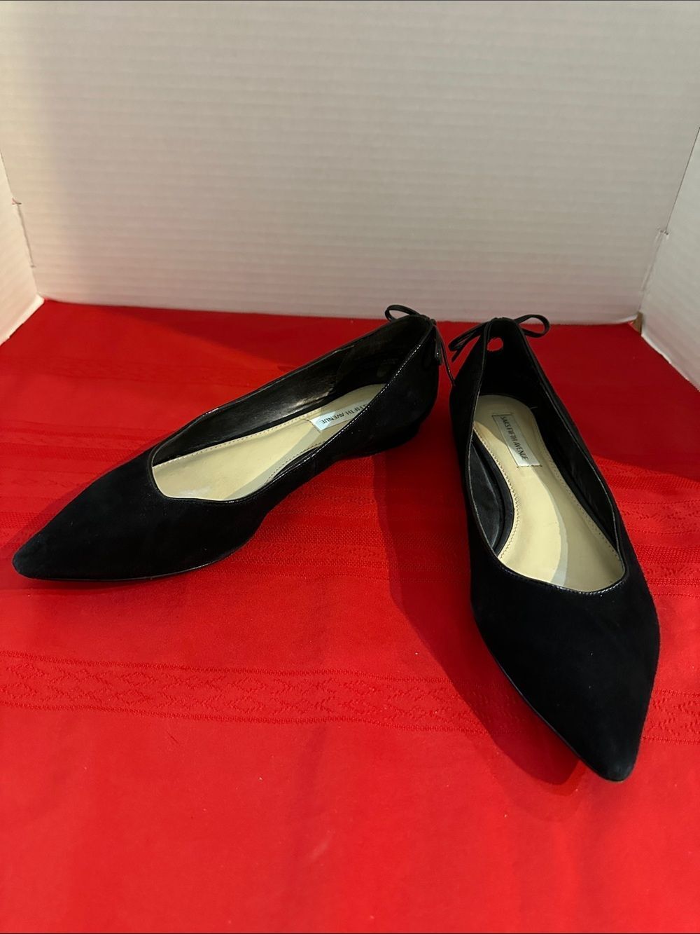 Saks 5th Avenue Black Pointed Toe Flats w/ Back Bow Tie - Size 8